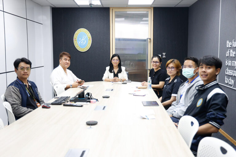 วิทยาเขตสุพรรณบุรี ร่วมการประชุมเตรียมความพร้อมการจัดกิจกรรม 109 ปี ธงไตรรงค์ : The Moment of Pride