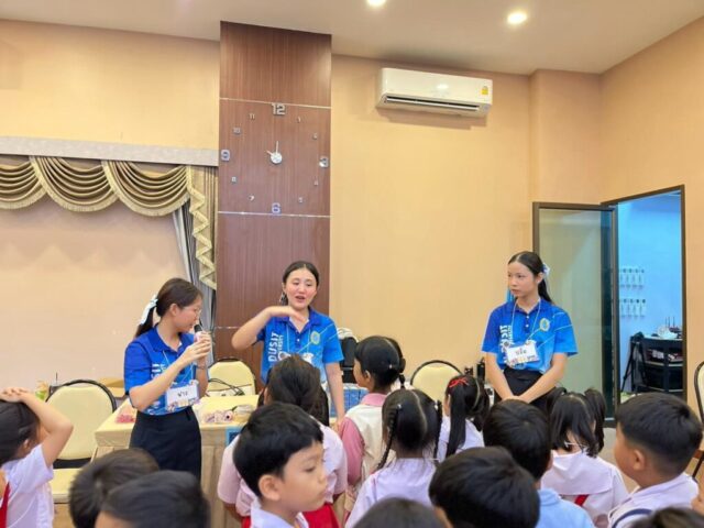 LINE_ALBUM_stem with heart_260901_189