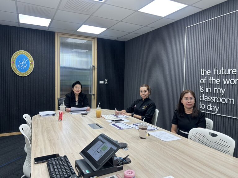 วิทยาเขตสุพรรณบุรี เข้าร่วมประชุมการติดตามรายงาน ผลการดำเนินงานโครงการอนุรักษ์พันธุกรรมพืชอันเนื่องมาจากพระราชดำริ สมเด็จพระเทพรัตนราชสุดาฯ สยามบรมราชกุมารี มหาวิทยาลัยสวนดุสิต (อพ.สธ.-มสด.) ประจำปีงบประมาณ พ.ศ. 2569 ระยะ 11 เดือน